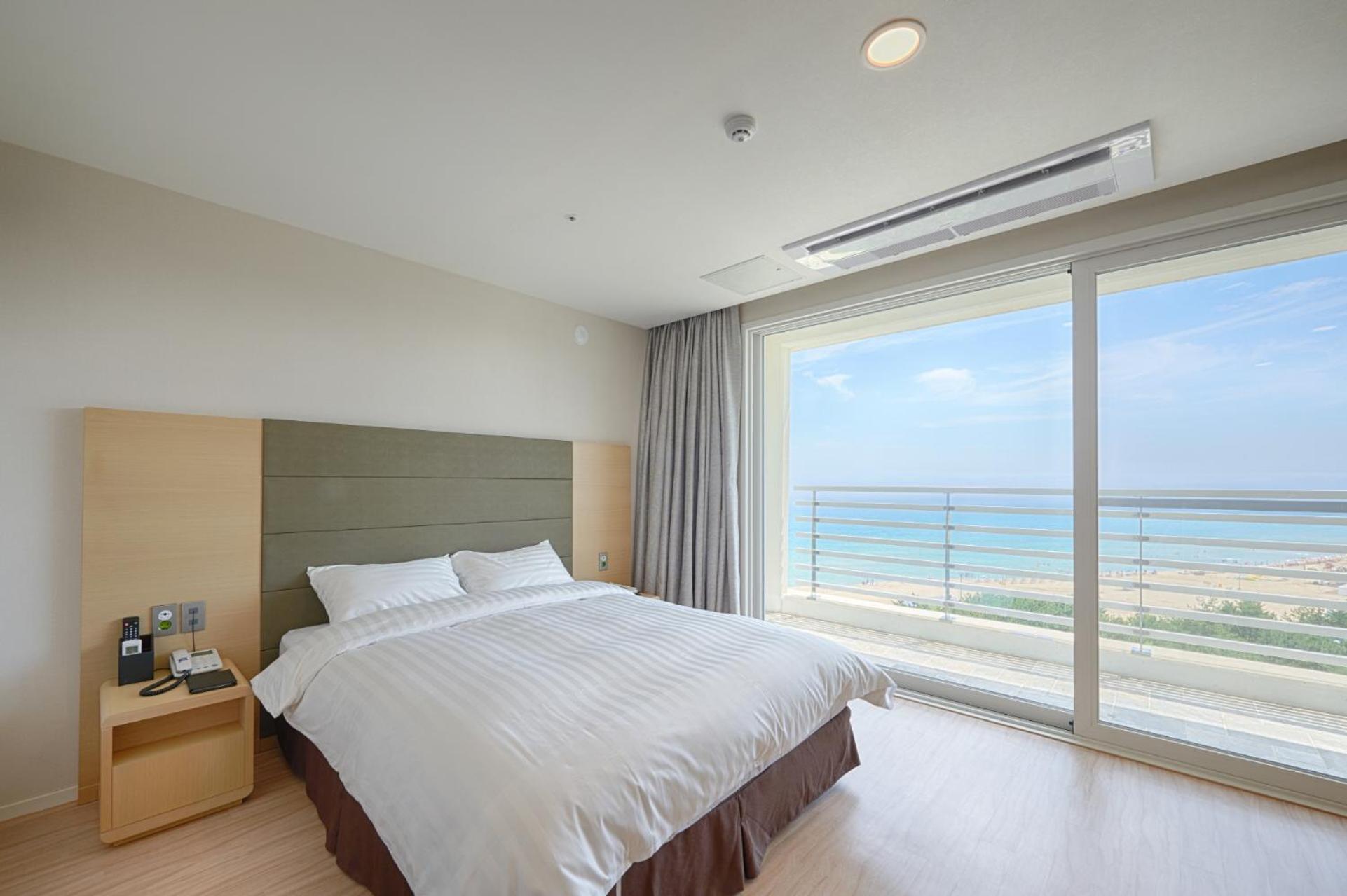 Sol Beach Samcheok Bagian luar foto